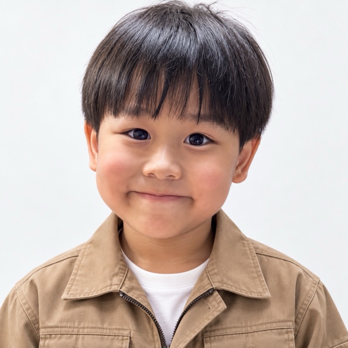 作業着を着た小さな助っ人（弟）